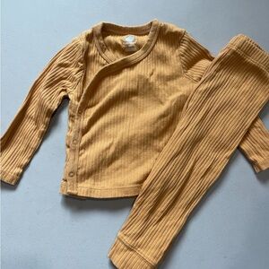 Cloud Island 12 Month Yellow Ribbed Set